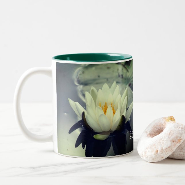 Taza Bicolor Lirio blanco Lotus personalizado (Con donut)