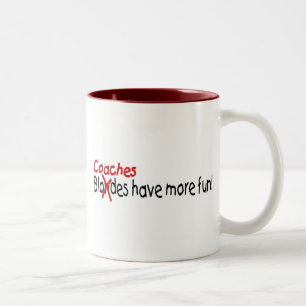 Taza Bicolor Los coches se divierten más