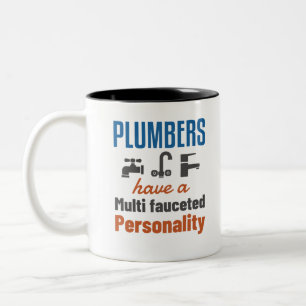 Taza Bicolor Los fontaneros tienen una personalidad multifacét
