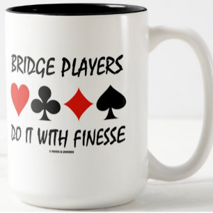 Taza Bicolor Los jugadores de puente lo hacen con delicadeza