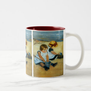 Taza Bicolor Los niños de Mary Cassatt en la playa (1884)