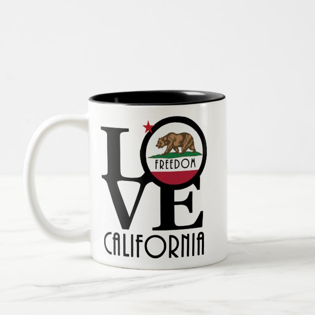 Taza Bicolor LOVE Freedom California 11oz (Izquierda)