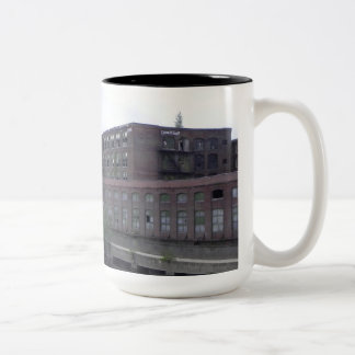 Taza Bicolor Lowell Massachusetts Mills Coffee Mug