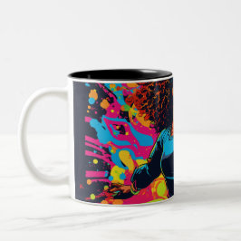 Taza Bicolor Luminosa y colorida imagen de un Chica de confianz