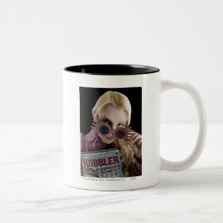 Taza Bicolor Luna Lovegood mira por encima de las gafas