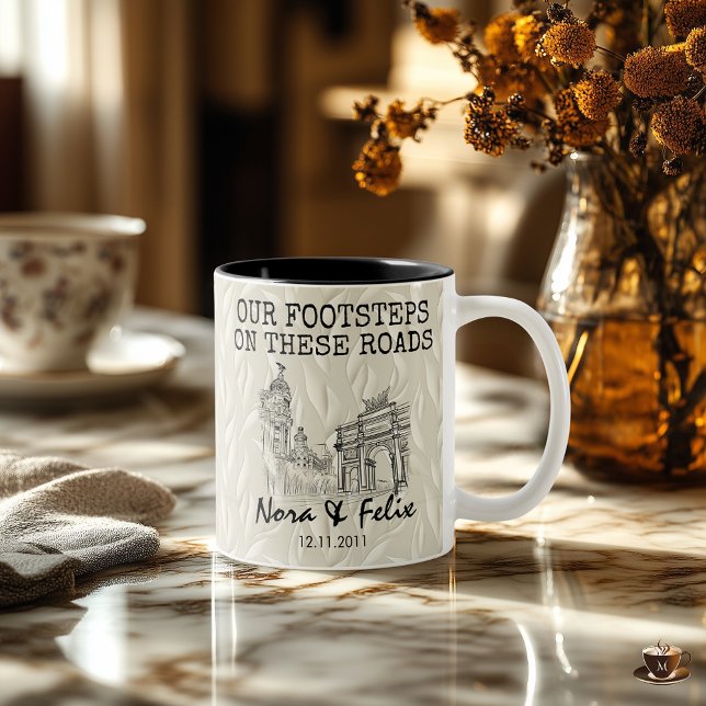 Taza Bicolor Madrid skyline couple — beige leaf background (Subido por el creador)