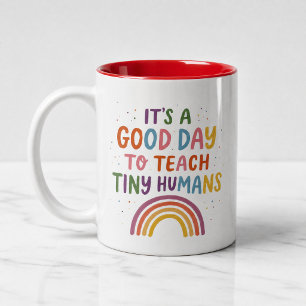 Taza Bicolor Maestro Buen Día Pequeños Humanos Arcoíris Colorid