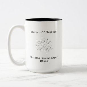 Taza Bicolor Maestro de Números Guiando Mentes Jóvenes Diseño