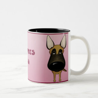 Taza Bicolor Mamá grande de Malinois de la nariz