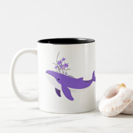 Taza Bicolor Manifestación de ballena morada y lirios estéticos
