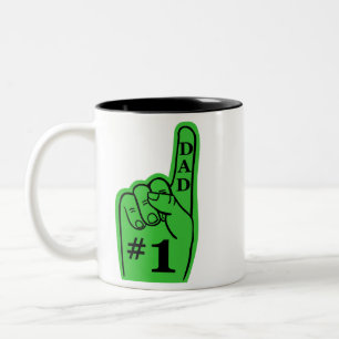 Taza Bicolor Mano de la fan de deportes del papá #1 en verde