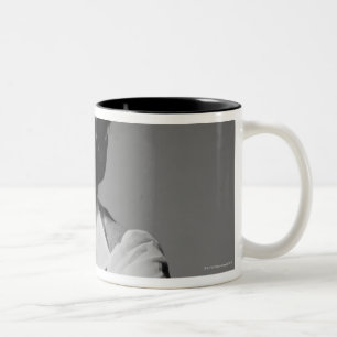 Taza Bicolor Manos abrochadas