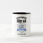 Taza Bicolor Mans 80th Birthday Gift Worlds Greatest Personized<br><div class="desc">Puede editar el texto de este regalo de cumpleaños número 80 utilizando la ficha PERSONALIZAR. Este regalo estilo premio 'envejecido a la perfección' es grandioso para el abuelo, el padre, el bisabuelo, tío, hermano, amigo, vecino, cualquier hombre que esté celebrando su ochenta cumpleaños. Ochenta es un gran hito y debería...</div>