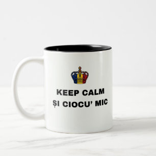 TAZA BICOLOR MANTÉN LA CALMA ȘI EL PUÑO CERRADO