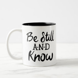 Taza Bicolor Mantente y conoce el arte de las escrituras de grá