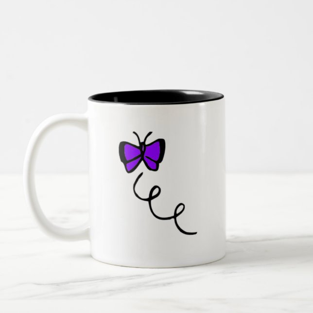 Taza Bicolor Mariposa púrpura violeta linda (Izquierda)