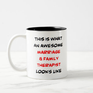 Taza Bicolor matrimonio y terapeuta familiar, genial