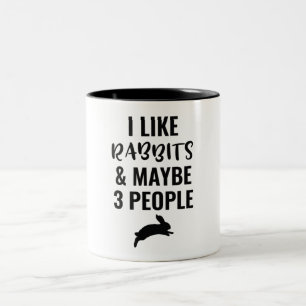 Taza Bicolor Me gustan los conejos y quizás 3 personas