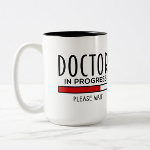 Taza Bicolor Médico Divertido En Progreso Por Favor Espere Facu