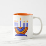 Taza Bicolor Menorah y Dreidels Hanukkah Gift<br><div class="desc">Feliz Hanukkah. Menorah y Dreidels diseñan Hanukkah Gift Mugs. Tarjetas coincidentes,  invitaciones a fiestas y regalos disponibles en la categoría Festividades Judías / Hanukkah de nuestra tienda.</div>