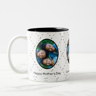 Taza Bicolor Mensaje para mamá con imágenes en blanco y negro