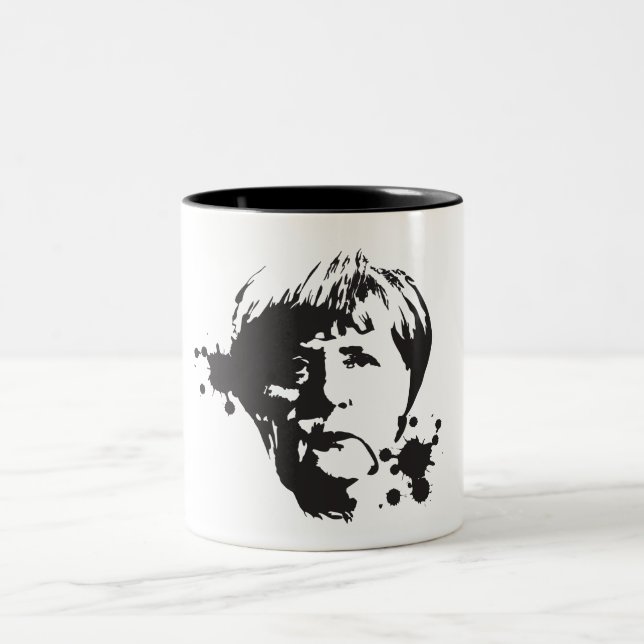 Taza Bicolor Merkel enojado (Centro)
