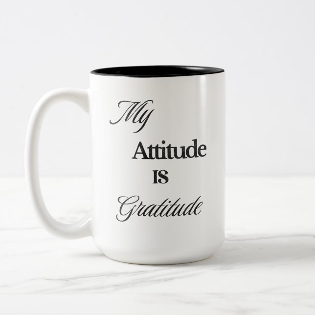Taza Bicolor Mi actitud es Gratitude Mug (Izquierda)