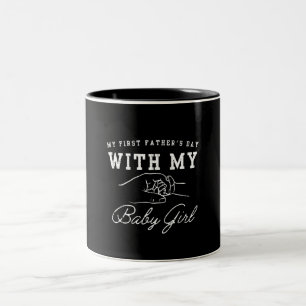 Taza Bicolor Mi primer día del padre con mi bebé recién nacida