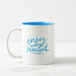 Taza Bicolor Minimalista Blanco Limpio Azul Disfruta Cada Momen