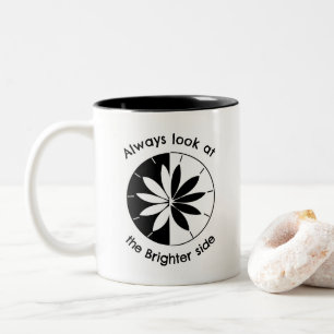Taza Bicolor Mira La Cita Inspiradora Del Lado Más Brillante