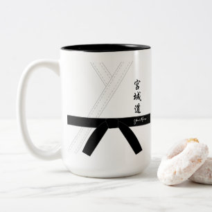 Taza Bicolor Miyagi Do Karate Wine Charm Teddy Bear