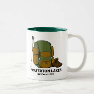 Taza Bicolor Mochila del Parque Nacional de los Lagos de Watert