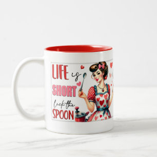 Taza Bicolor Moda retro: Comilla graciosa de arte pop vintage