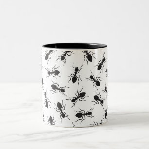 Taza Bicolor Modelo negro divertido de las hormigas