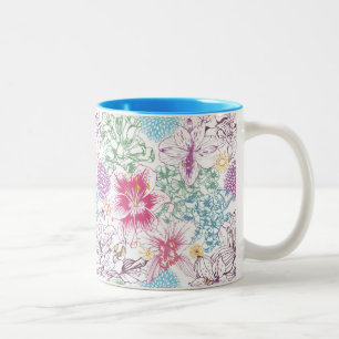 Taza Bicolor Modelo precioso con las flores coloridas