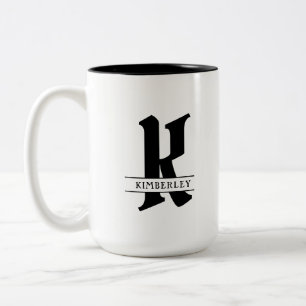 Taza Bicolor Monograma negro, tipografía de letra partida