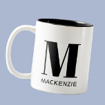 Taza Bicolor Monograma Nombre inicial simple<br><div class="desc">Moderna tipografía minimalista monograma diseño inicial de nombre que se puede cambiar para personalizar.</div>