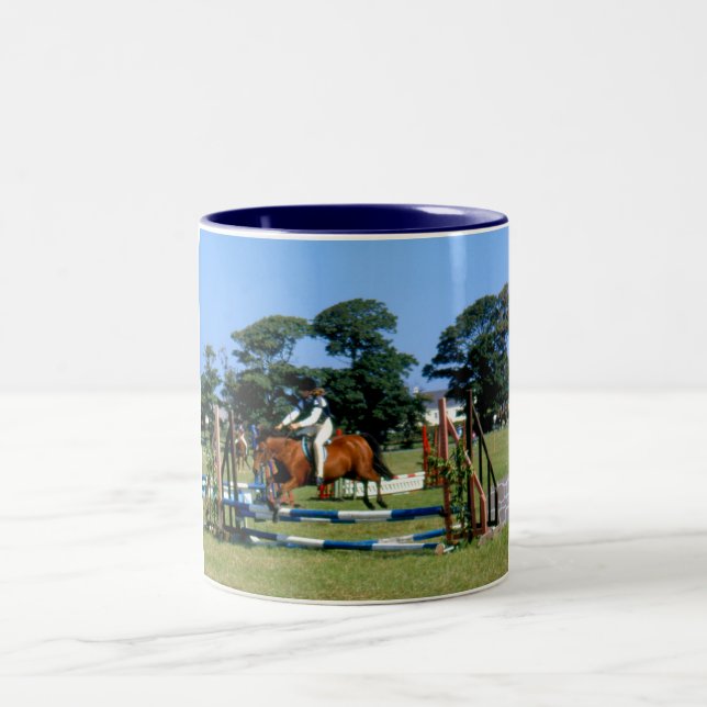 Taza Bicolor Mostrar salto en Jersey (Centro)