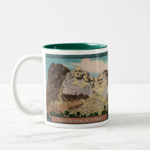 Taza Bicolor Mt. Rushmore Coffee Mug
