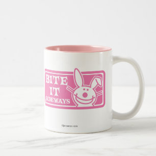 Taza Bicolor Muérdalo de lado