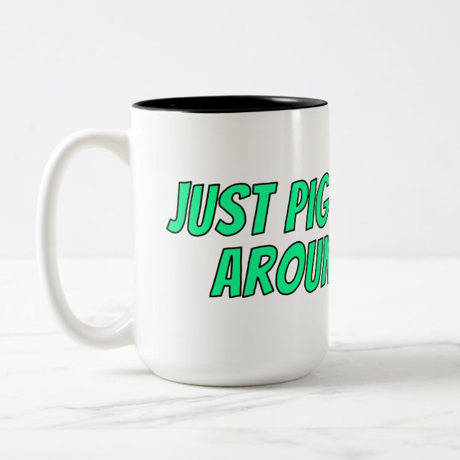 Taza Bicolor Mug con tema de "Piglet" super gracioso (Izquierda)