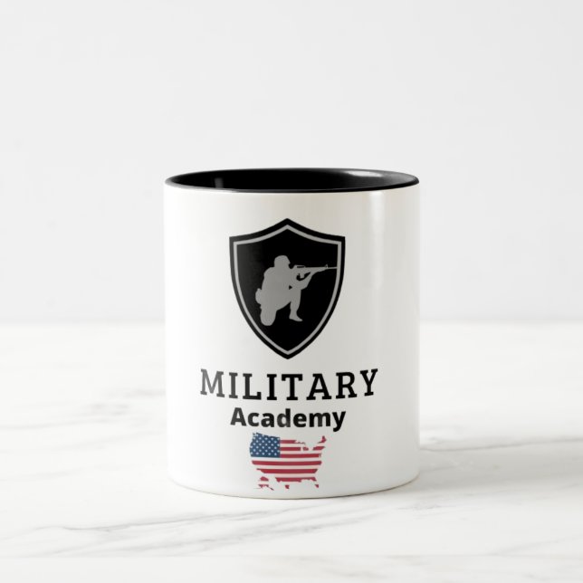 Taza Bicolor Mug de la Academia Militar Estadounidense - Soldad (Centro)