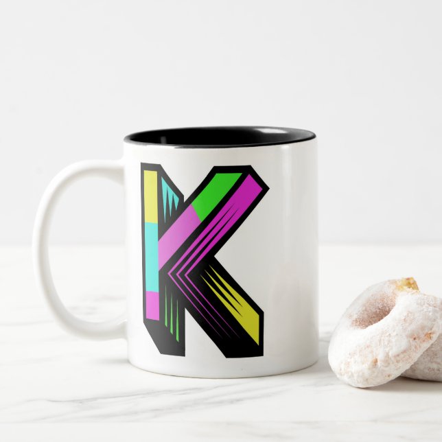 Taza Bicolor Mug K inicial de color moderno (Con donut)