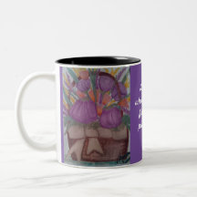Mug morado, flores moradas, poema Helen Keller