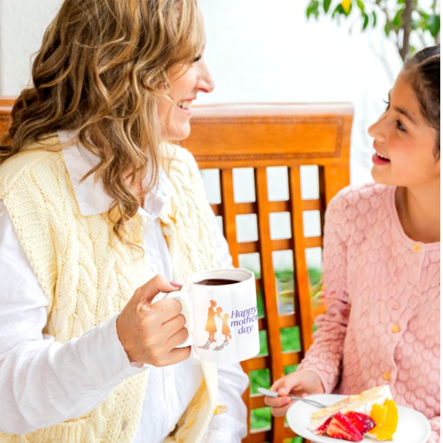 Taza Bicolor Mugre feliz del día de la madre (Subido por el creador)