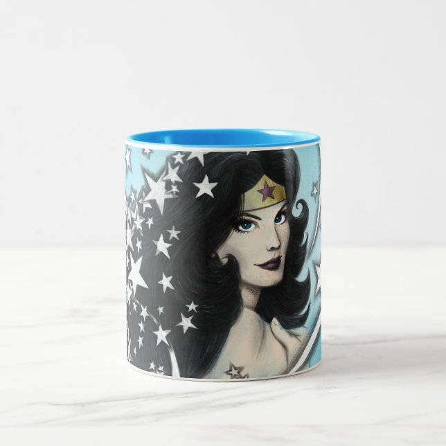 Taza Bicolor Mujer Maravilla y estrellas (Centro)