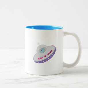 Taza Bicolor Nacido para viajar lindo alien y platillo volador