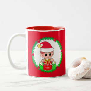 Taza Bicolor Navidades se encerran en una corona de pino