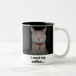 Taza Bicolor Necesito mi café…