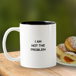Taza Bicolor Negro Y Blanco No Soy El Problema De La Tipografía